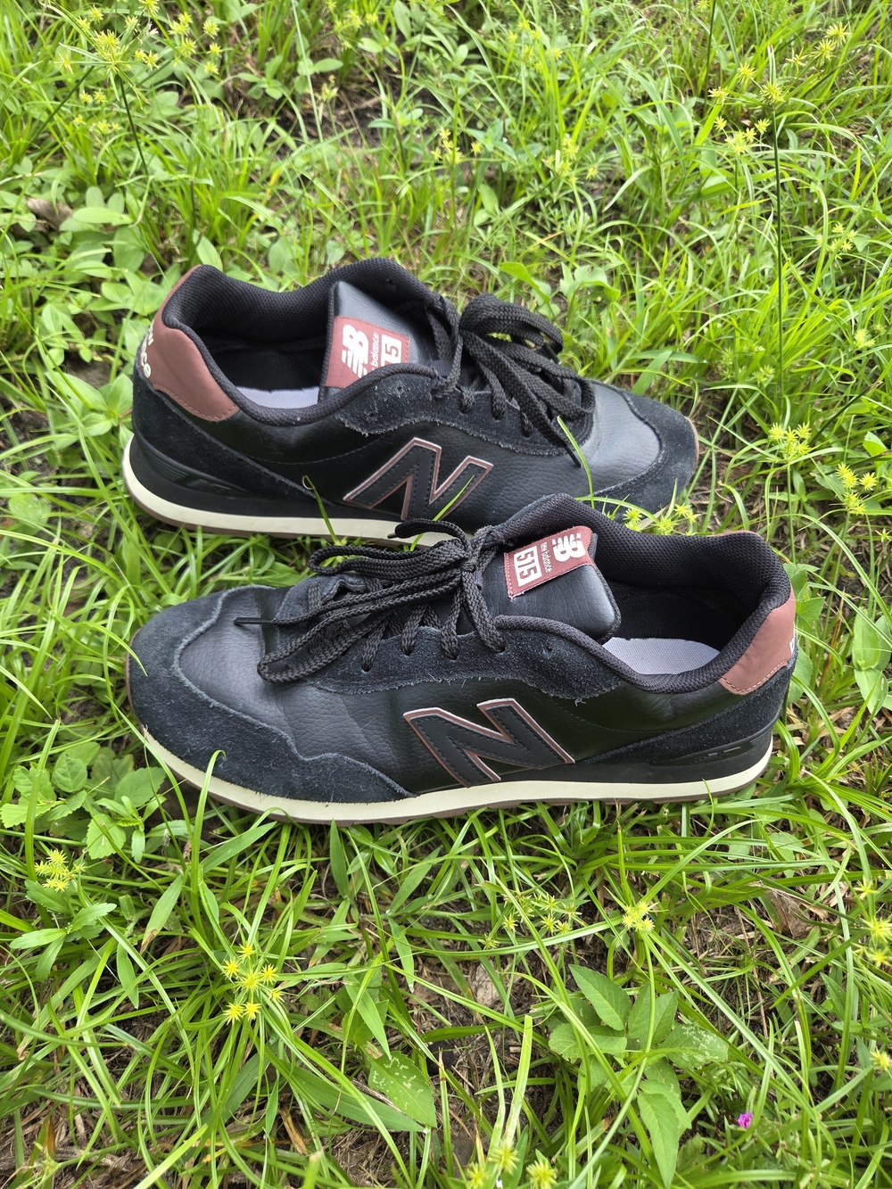 New Balance Men's Black and Brown Accent 515 Sneakers